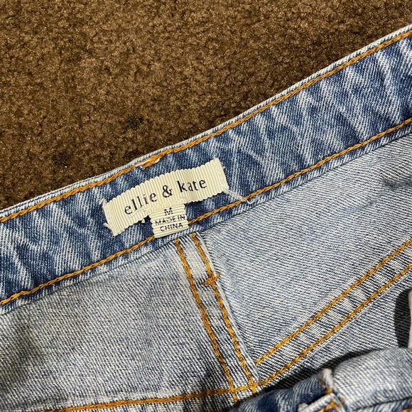 Ellie & Kate Embroided Jeans - Picture 3 of 6